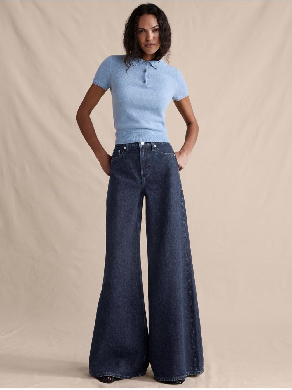 Banana Republic High Rise Palazzo jeans  Dark Wash Size 28. New Wide Leg